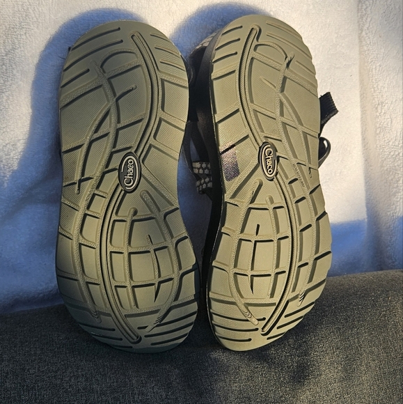 Chaco Yampa Grey & White Strappy Flat Thong Sandals Size 5 Excellent Cond - Picture 4 of 6